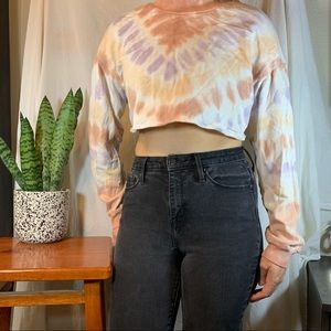 Cropped long sleeve
